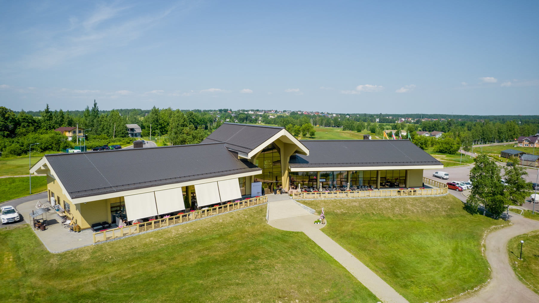 Клубный дом