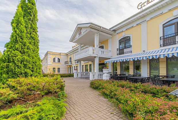 Гранд Петергоф СПА Отель