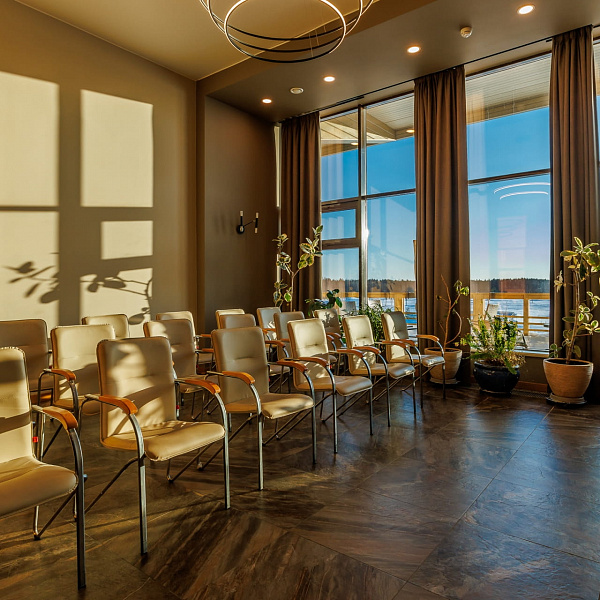 Конференц-зал