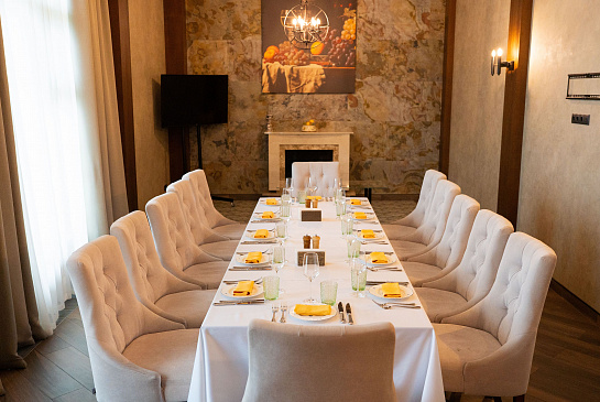 Каминный зал