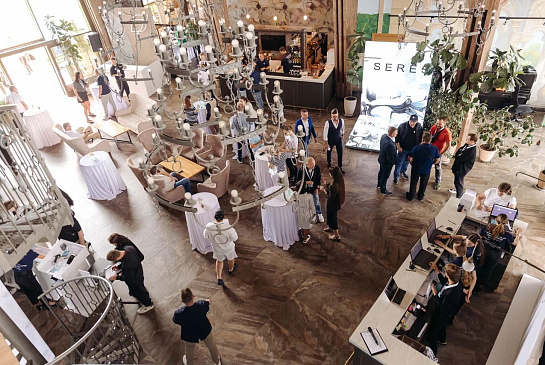 Главный холл фото