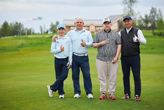GolfArt Family Trophy 