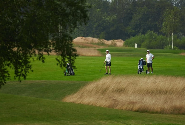 Режим работы Strawberry Fields и ресторана Bruno