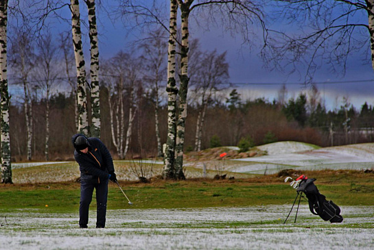 Зимний гольф